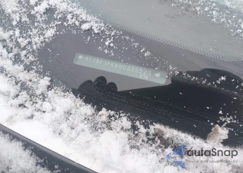 2017 Toyota Camry Se z USA, uszkodzony, nr VIN 4T1BF1FK6HU355521